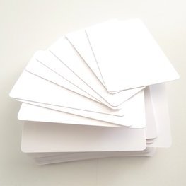 Carte vierge en plastique ou papier. Pour imprimante. Psicom Modèles cartes  plastiques Cartes PVC laminées 50/100ème Format CB